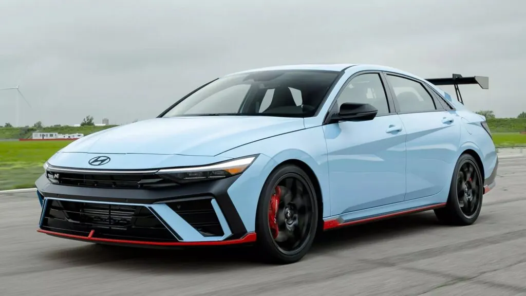 Hyundai представила спортивний електричний седан Ioniq 6 N — photo 8