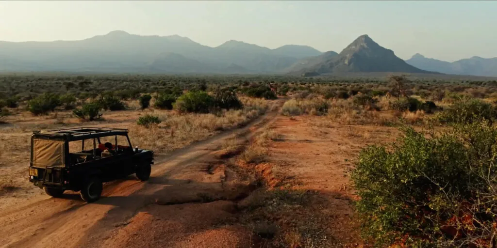 Кенійський заповідник переобладнав свої дизельні Defender на електромобілі — photo 5
