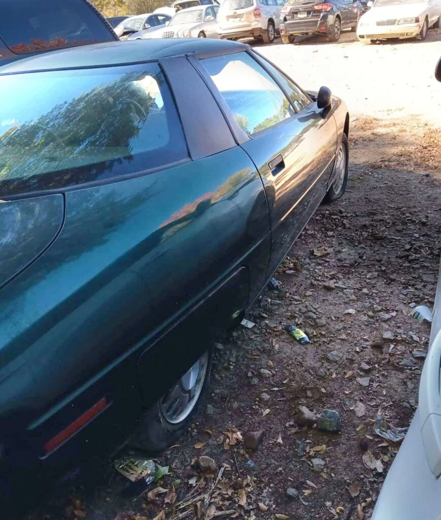 Хтось заплатив понад $100 тисяч за електромобіль, який GM намагалася знищити — photo 4 Хтось заплатив понад $100 тисяч за електромобіль, який GM намагалася знищити — photo 4