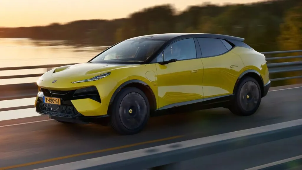 Lotus перетворює свої електромобілі на гібриди — photo 2 Lotus перетворює свої електромобілі на гібриди — photo 2