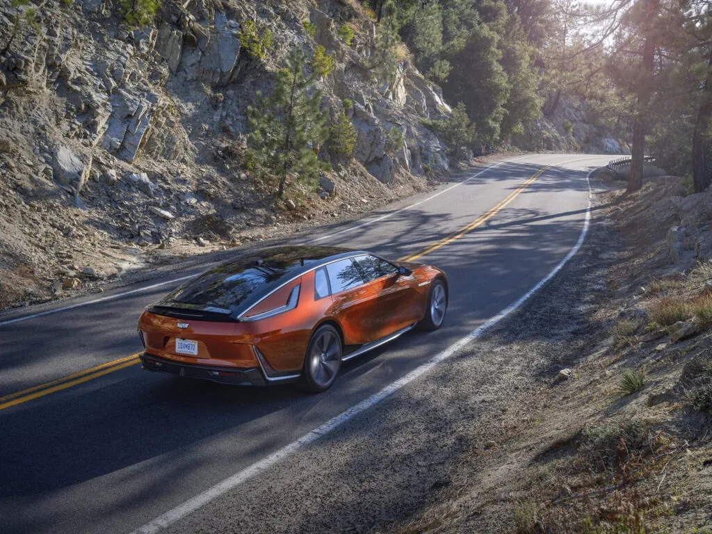 Ультрарозкішний Cadillac Celestiq розпродано, а модель наступного року буде ще дорожчою! — photo 4