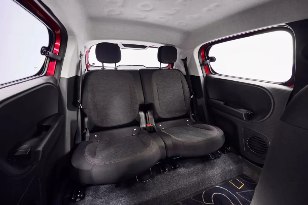 Новий Renault Twingo має усе, щоб стати хітом на ринку електромобілів! — photo 5