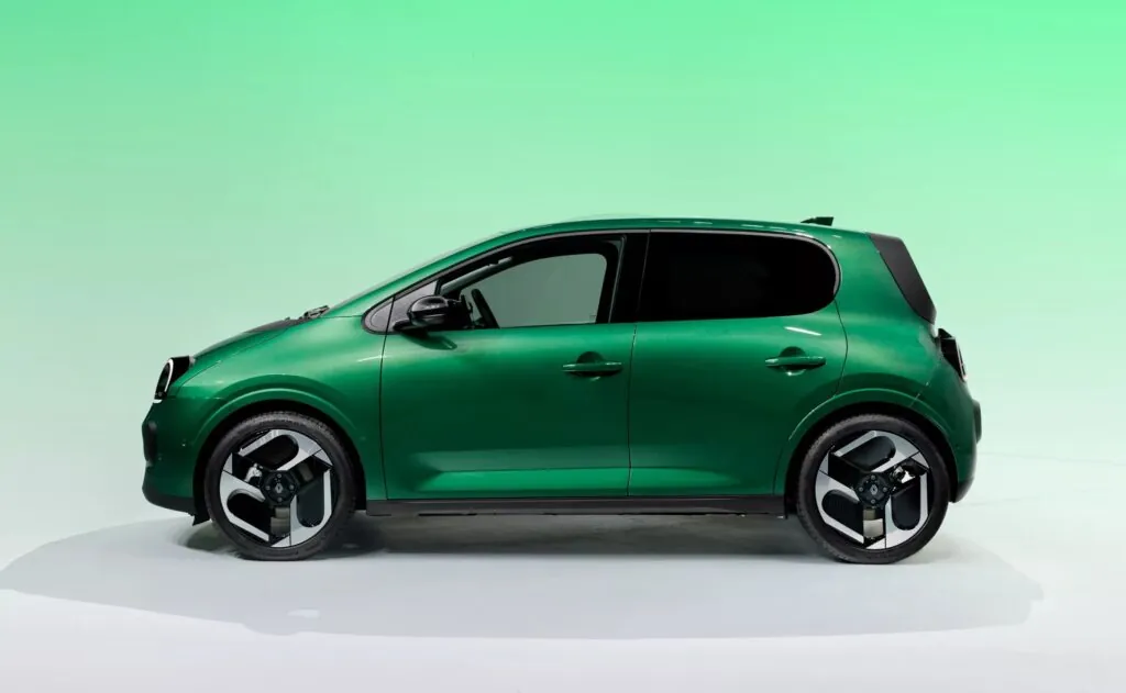 Новий Renault Twingo має усе, щоб стати хітом на ринку електромобілів! — photo 2