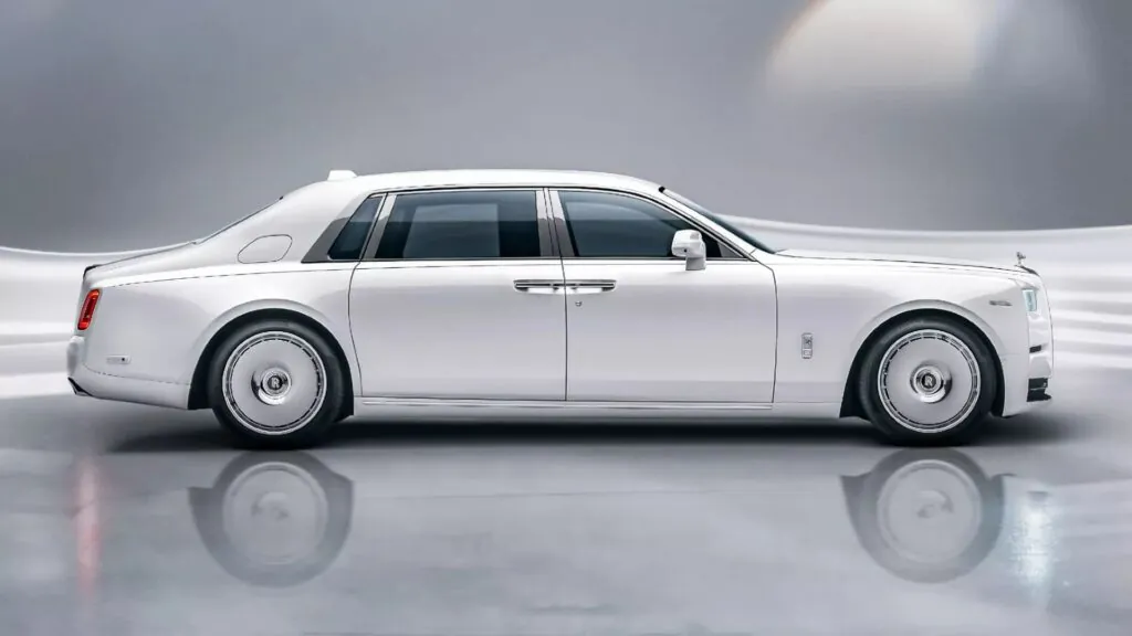 Китай планує обмежити швидкість розгону автомобіля до 100 км/год — photo 4