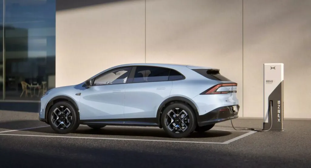 Десятки китайських брендів електромобілів можуть зникнути наступного року — photo 4 Десятки китайських брендів електромобілів можуть зникнути наступного року — photo 4