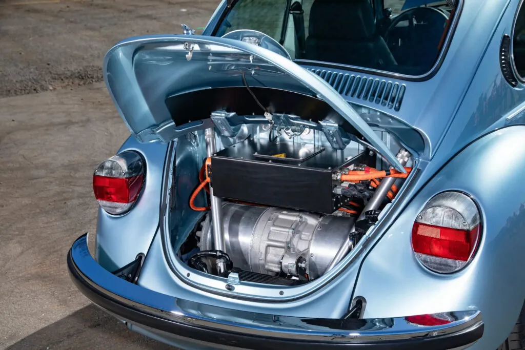 Компоненти електромобілів відкрили нові можливості для тюнінгу — photo 3 Компоненти електромобілів відкрили нові можливості для тюнінгу — photo 3