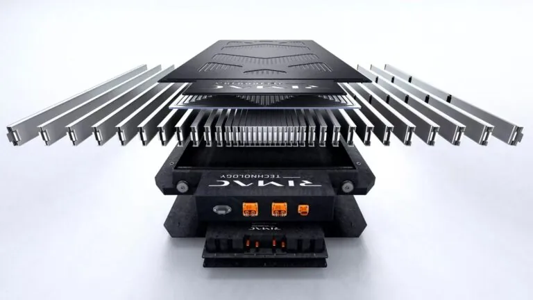 Bugatti готує електромобіль з твердотільною батарею нового покоління — photo 65607