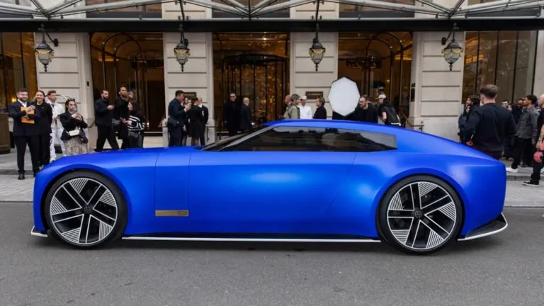 Даже дилеры Jaguar не уверены в успехе электрокара за $130 тысяч — photo 69446