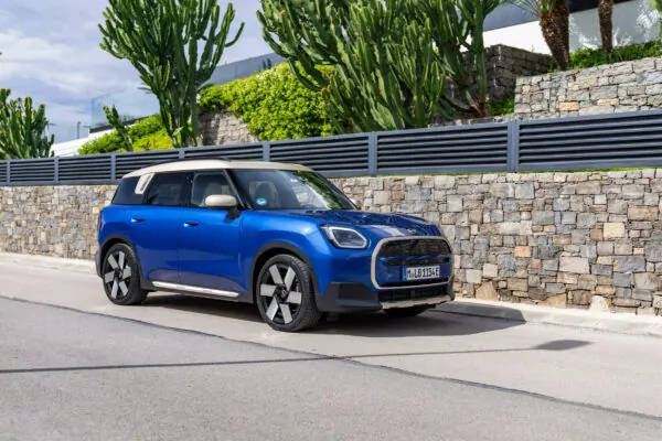 Электрический кроссовер Mini получил заметное увеличение запаса хода — photo 70006