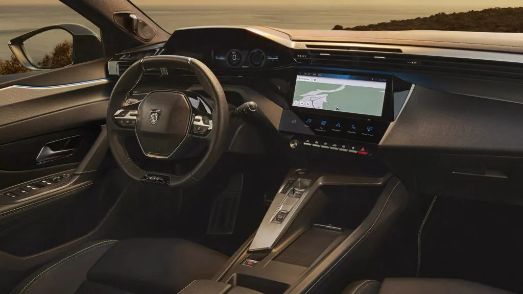 Електричний Peugeot 408 оновився та отримав корисні функції — photo 3 Електричний Peugeot 408 оновився та отримав корисні функції — photo 3