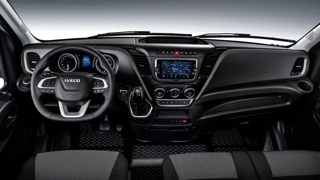 Petit Forestier Group ввела в эксплуатацию 275 электрических IVECO eDaily по всей Европе — photo 3 Petit Forestier Group ввела в эксплуатацию 275 электрических IVECO eDaily по всей Европе — photo 3