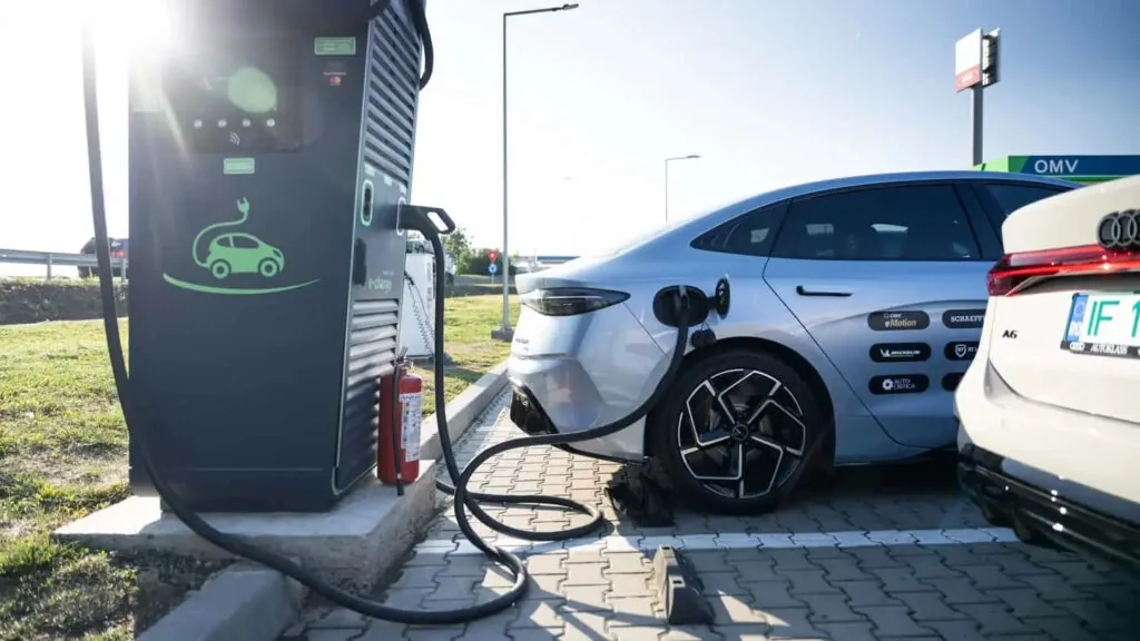 Норвегия почти полностью перешла на электромобили — photo 2