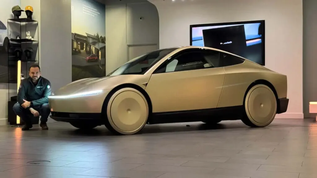 Tesla нарешті запустила роботаксі без наглядача у салоні — photo 3 Tesla нарешті запустила роботаксі без наглядача у салоні — photo 3