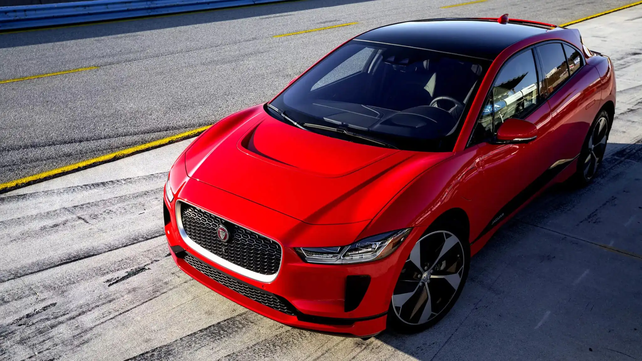 Jaguar I-Pace, получивший титул «Автомобиль года 2019», снова отзывают — photo 72441