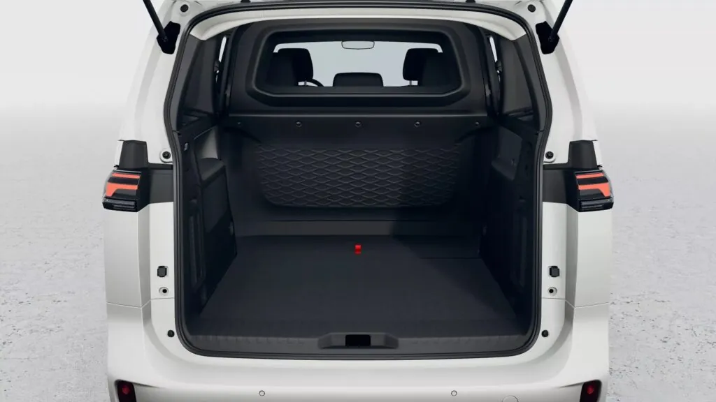 Електричний фургон Volkswagen ID. Buzz отримав практичну опцію — photo 3 Електричний фургон Volkswagen ID. Buzz отримав практичну опцію — photo 3