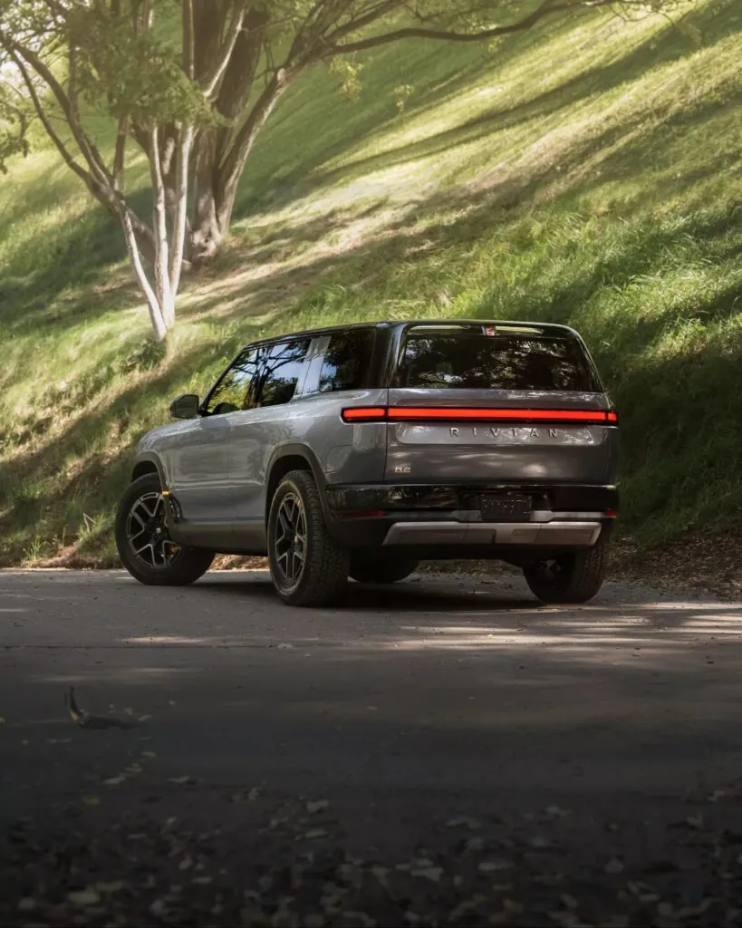 Найдоступніший Rivian спершу з’явиться у найдорожчій версії — photo 7 Найдоступніший Rivian спершу з’явиться у найдорожчій версії — photo 7