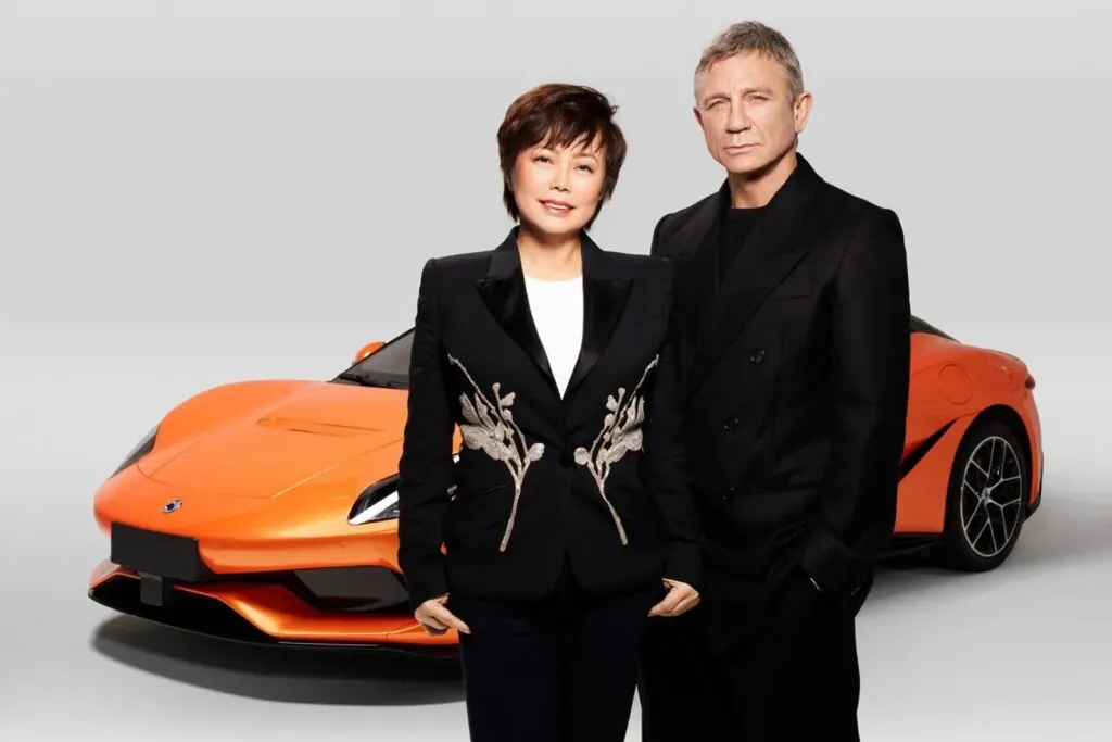 BYD для глобального виходу на ринок залучив колишнього агента 007 — photo 2 BYD для глобального виходу на ринок залучив колишнього агента 007 — photo 2