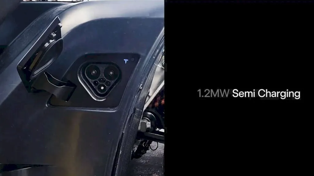Tesla Semi може отримати автоматичну та бездротову зарядку — photo 2 Tesla Semi може отримати автоматичну та бездротову зарядку — photo 2