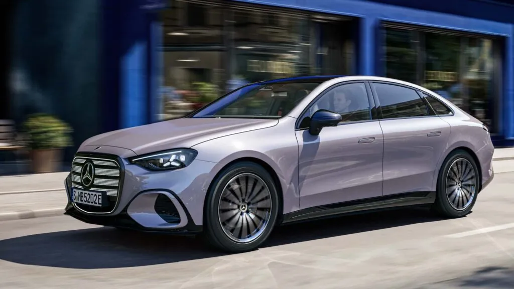 Mercedes-Benz представив абсолютно новий повністю електричний C-Class — photo 7 Mercedes-Benz представив абсолютно новий повністю електричний C-Class — photo 7