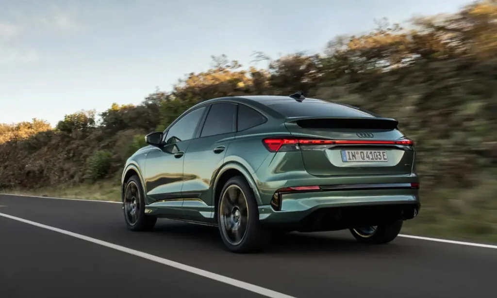 Обновленный электрический кроссовер Audi Q4 e-tron стал еще более эффективным — photo 8 Обновленный электрический кроссовер Audi Q4 e-tron стал еще более эффективным — photo 8