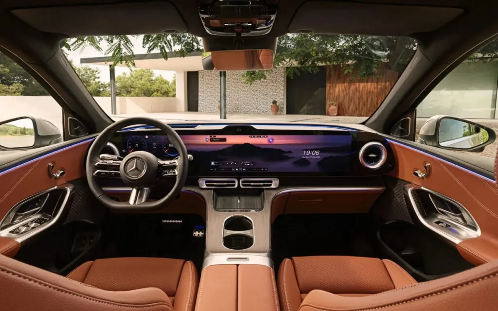 Подовжений електричний кросовер Mercedes GLC EQ вміщує шістьох — photo 3 Подовжений електричний кросовер Mercedes GLC EQ вміщує шістьох — photo 3