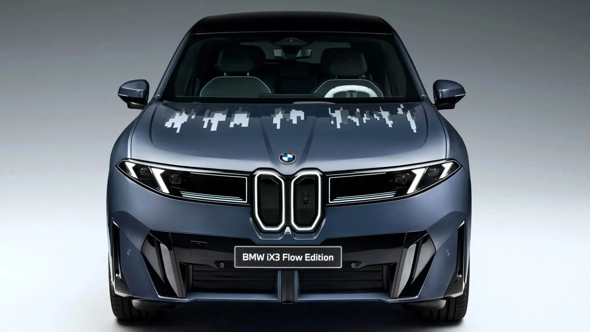 BMW перетворює капот на дисплей – iX3 отримав технологію E Ink — photo 80083