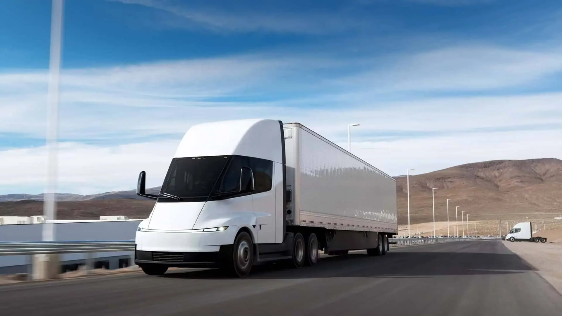 Tesla обнародовала технические характеристики электрического грузовика Semi — photo 81708