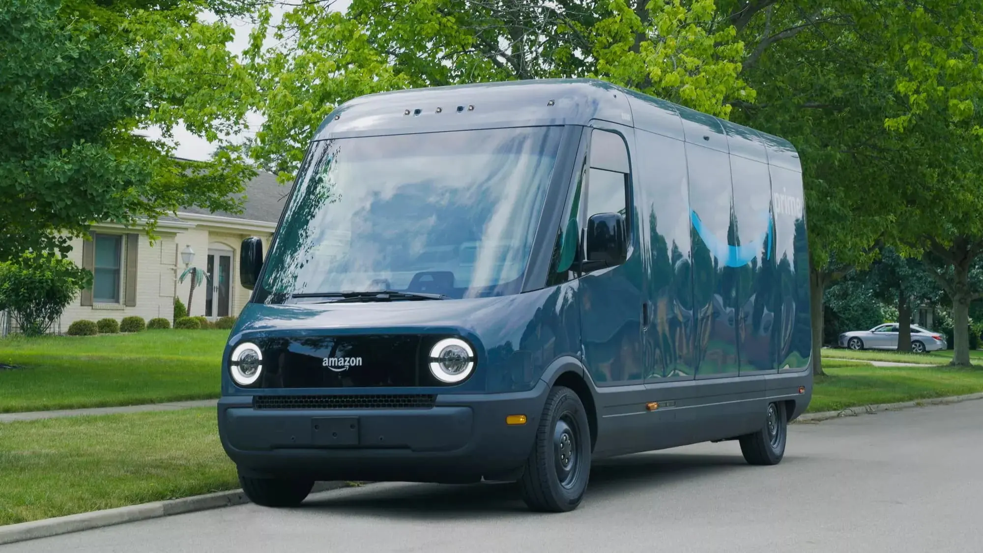 Електричні фургони Rivian для Amazon вимикають кондиціонер у спеку — photo 85805