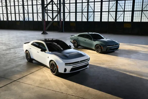 Dodge представив оновлений Charger 2027-го модельного року — photo 84371