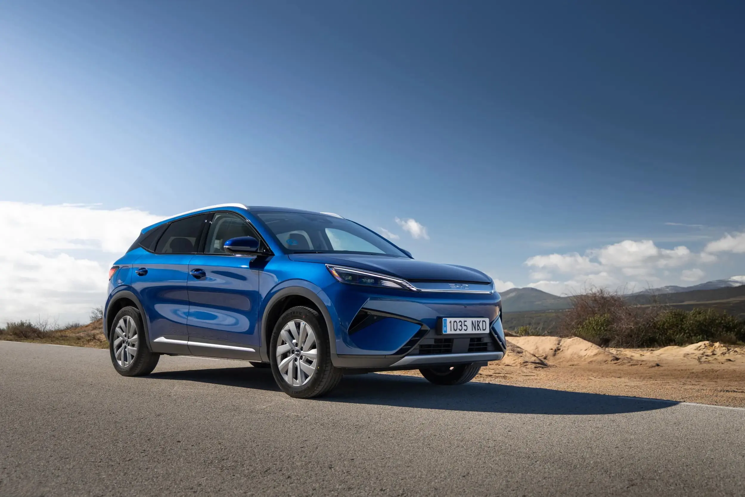 За три роки BYD здобув 5% ринку Великобританії, продавши 100 тисяч авто — photo 86096