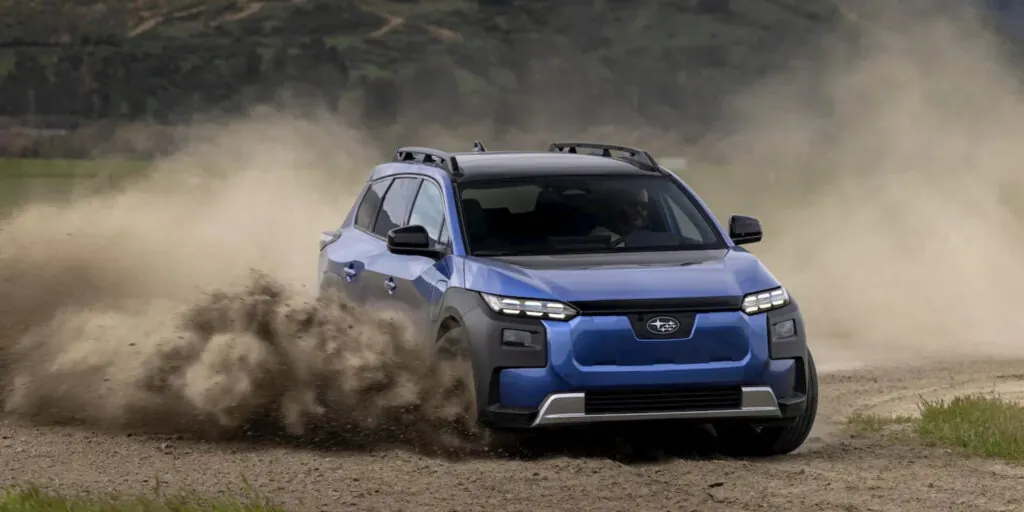 Subaru Trailseeker EV став одним із найдоступніших електрокросоверів бренду — photo 87575
