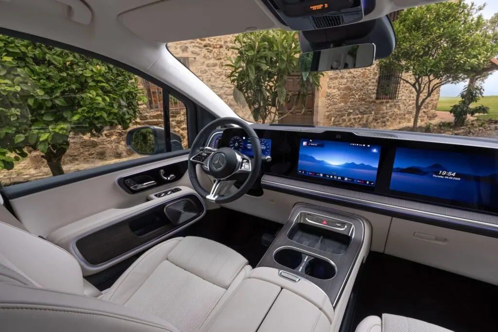Электрический Mercedes-Benz VLE теперь доступен в новых комплектациях — photo 3