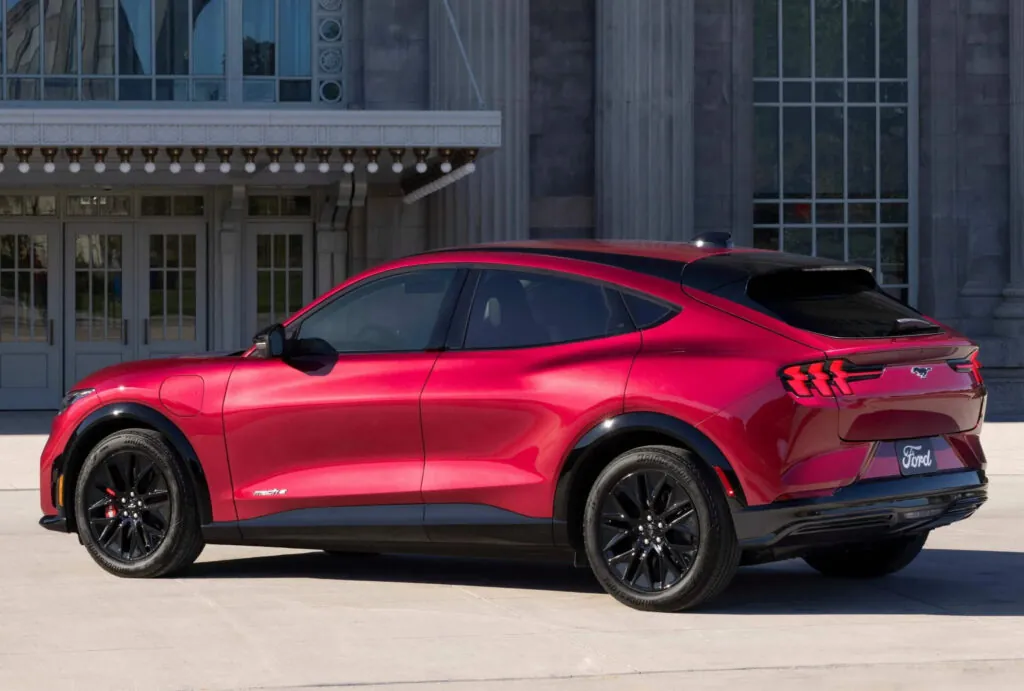 Ford отзывает Mustang – как бензиновые, так и электрические Mach-E — photo 3