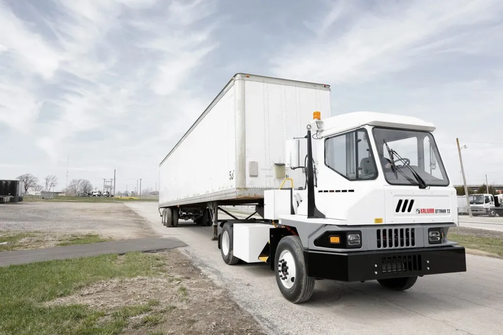Портові тягачі Kalmar Ottawa переходять на електротягу — photo 3