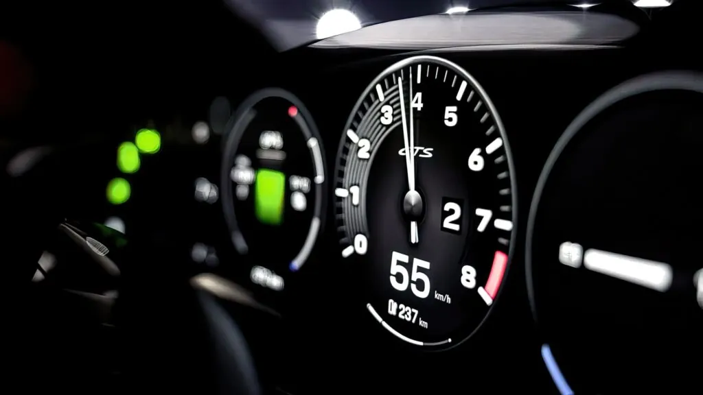 Porsche Taycan Turbo GT видає 1108 к.с., але… лише дві секунди — photo 2
