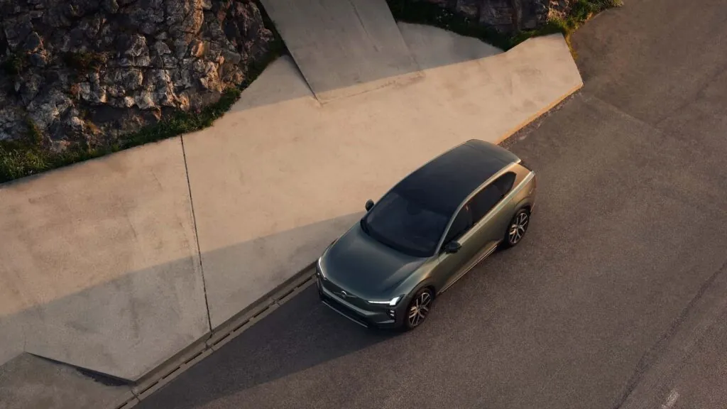Електромобілі Volvo попереджатимуть про небезпеку заздалегідь — photo 4