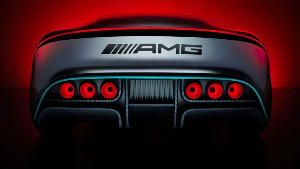 Mercedes-AMG приоткрыл занавес над 1000-сильным электрическим кроссовером — photo 4
