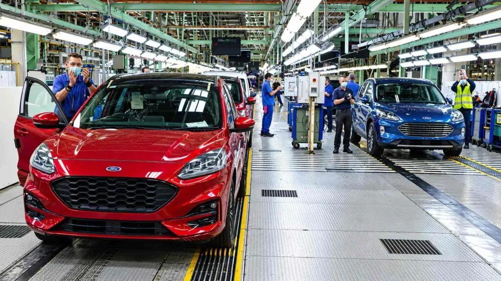 Ford та Geely запускають спільне виробництво авто в Іспанії — photo 3