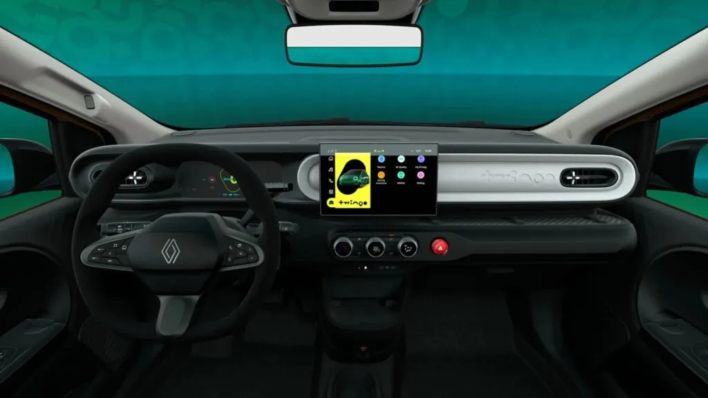 Renault привезла до Британії сотню електричних Twingo суто напоказ — photo 3