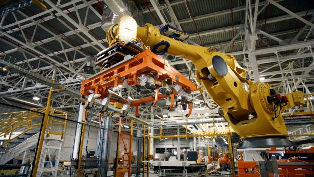 Ford інвестував $2 млрд у завод з випуску електричного пікапа Fathom — photo 2