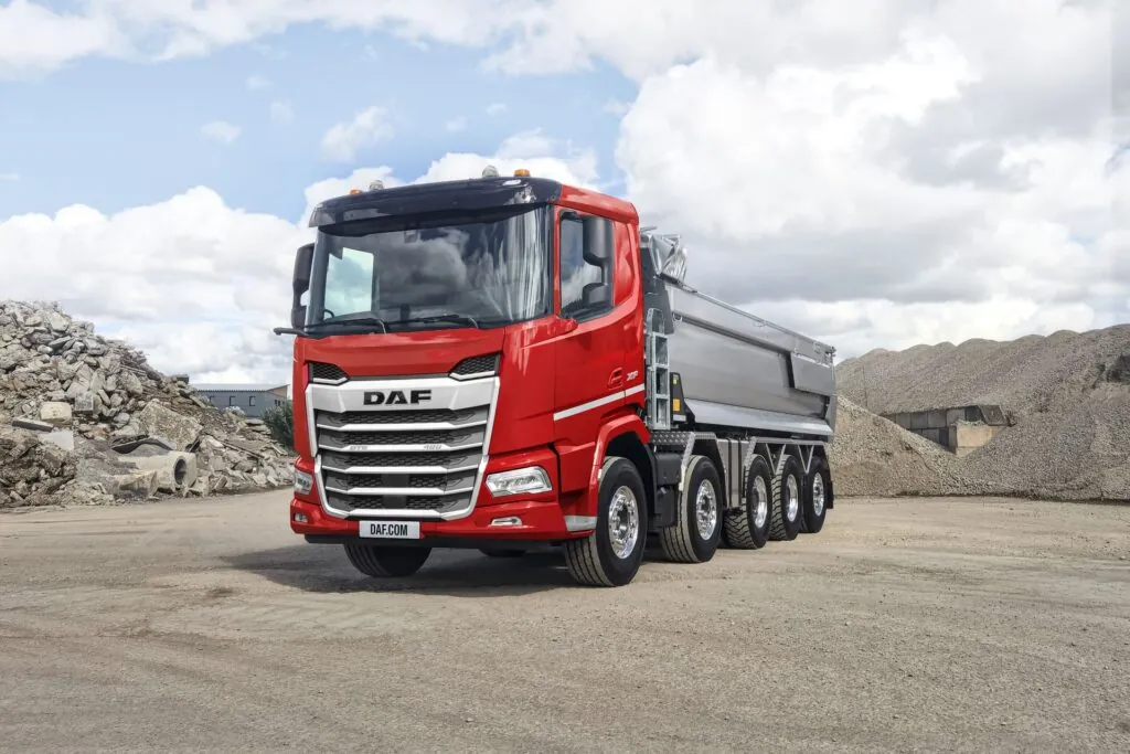 DAF представила оновлену лінійку електричних вантажівок — photo 4