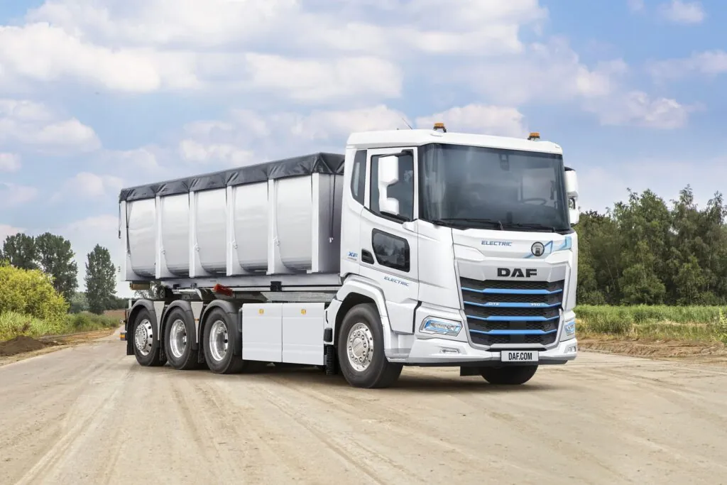 DAF представила оновлену лінійку електричних вантажівок — photo 5
