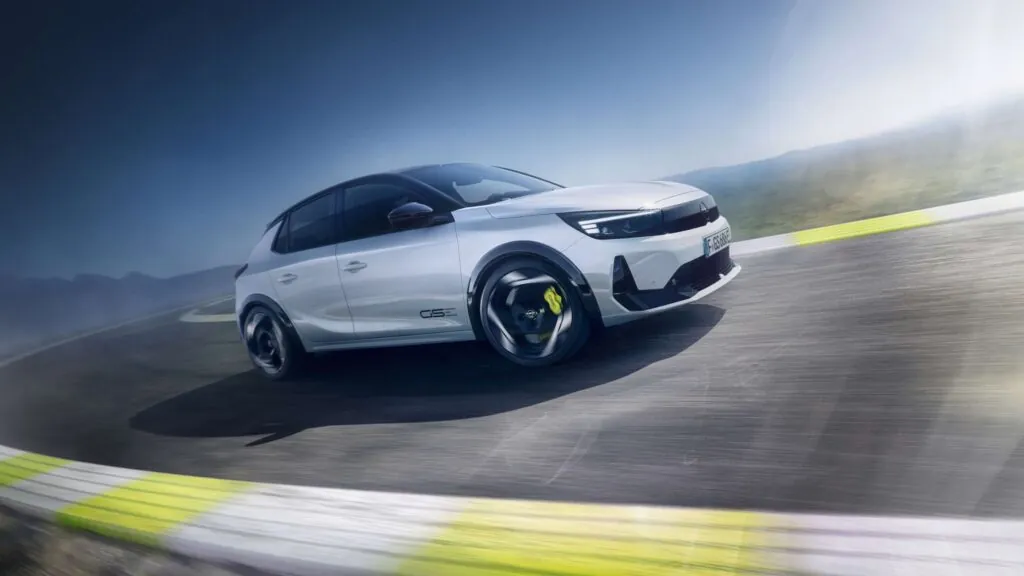 Opel почала приймати замовлення на нову Corsa GSE — photo 3
