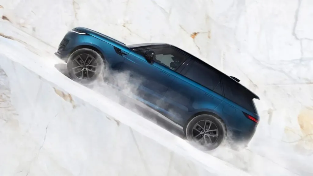 Range Rover Sport Electric розганяється так само швидко, як версія з V8 — photo 6
