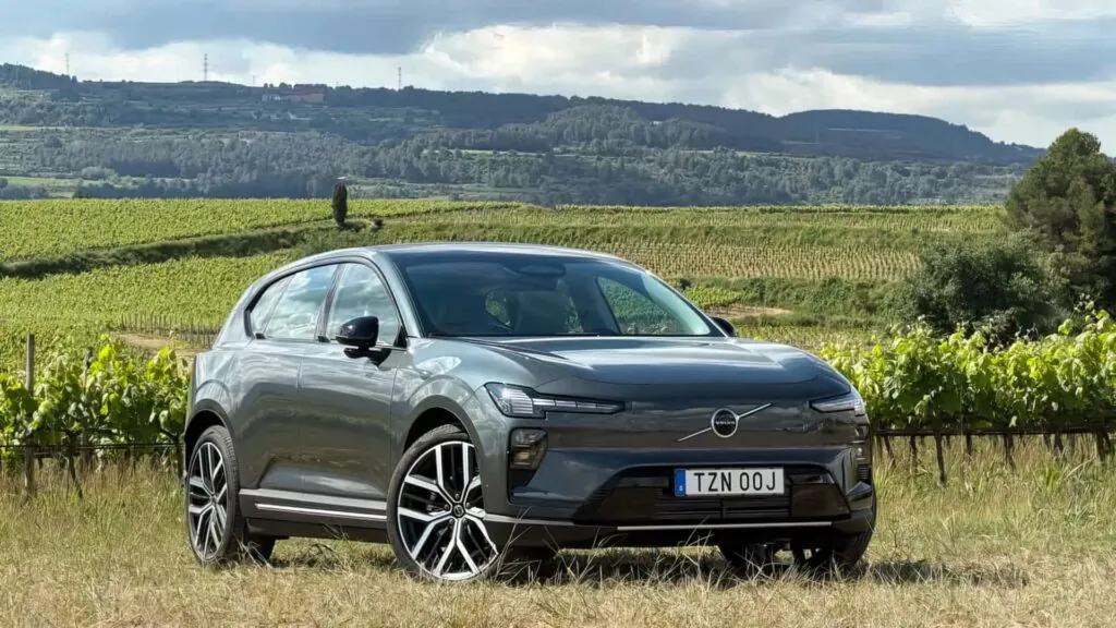 Volvo готує найбільше оновлення модельного ряду у своїй історії — photo 2
