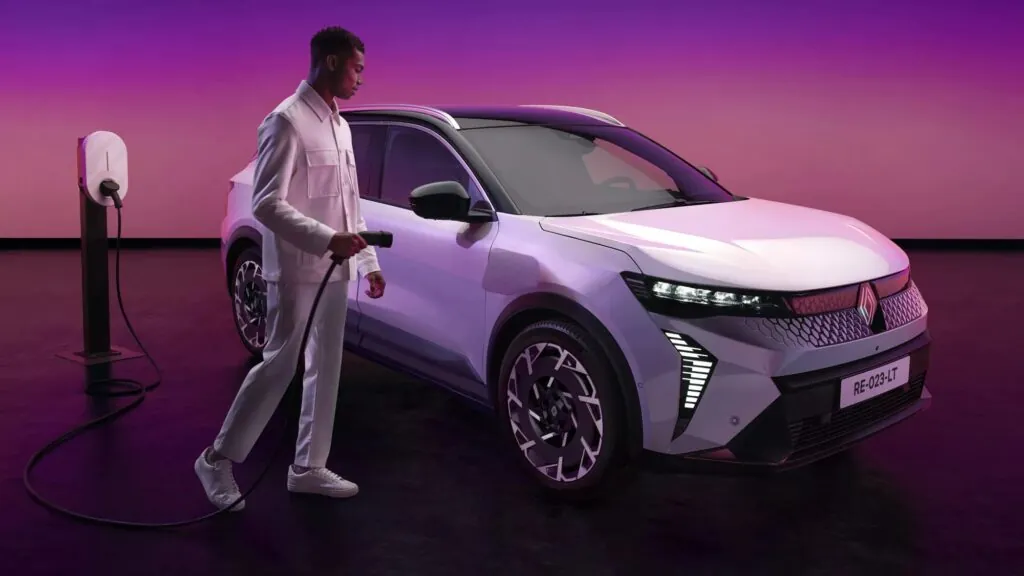 Renault оновила сімейний кросовер Scenic E-Tech electric — photo 2