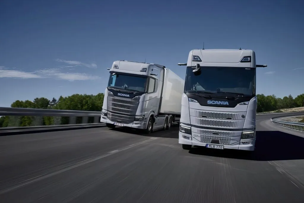 Scania представила електричний тягач для магістральних перевезень — photo 7