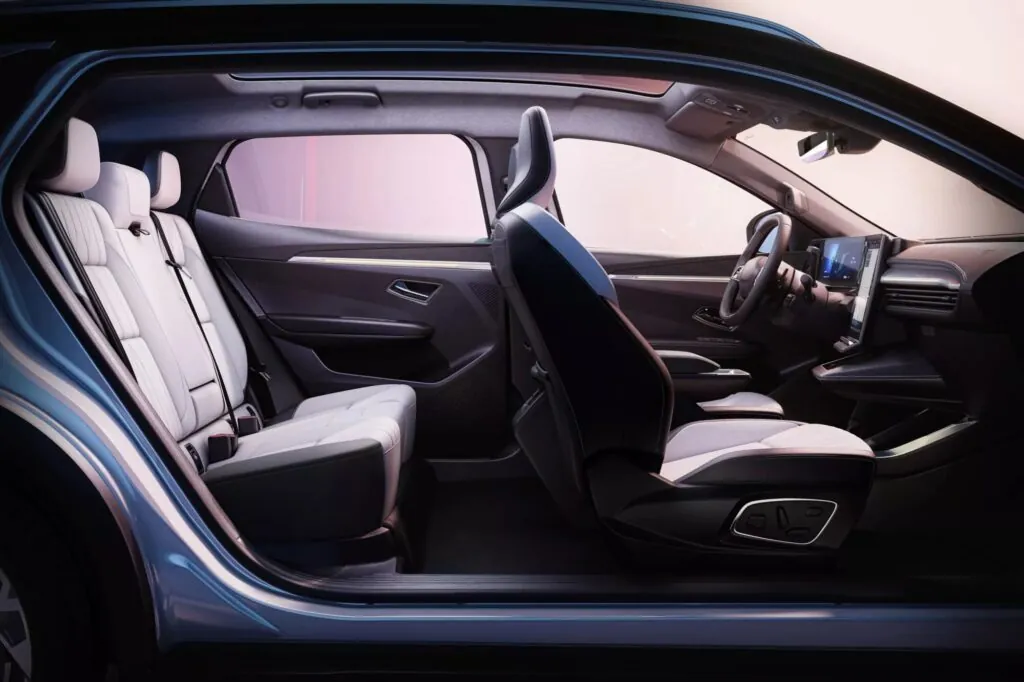 Renault оновила сімейний кросовер Scenic E-Tech electric — photo 4