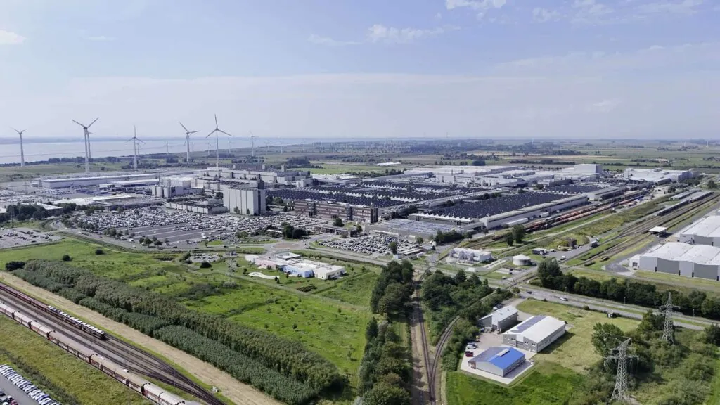 Электромобили Volkswagen обогнали модели с ДВС по количеству заказов — photo 4
