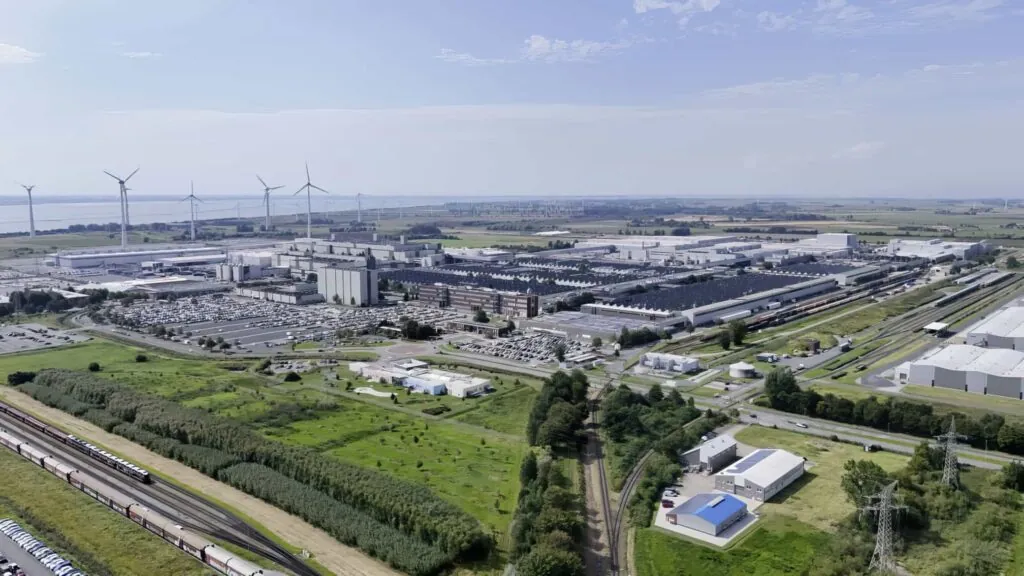 Щоб вижити, Volkswagen стає на антикризові рейки! — photo 3